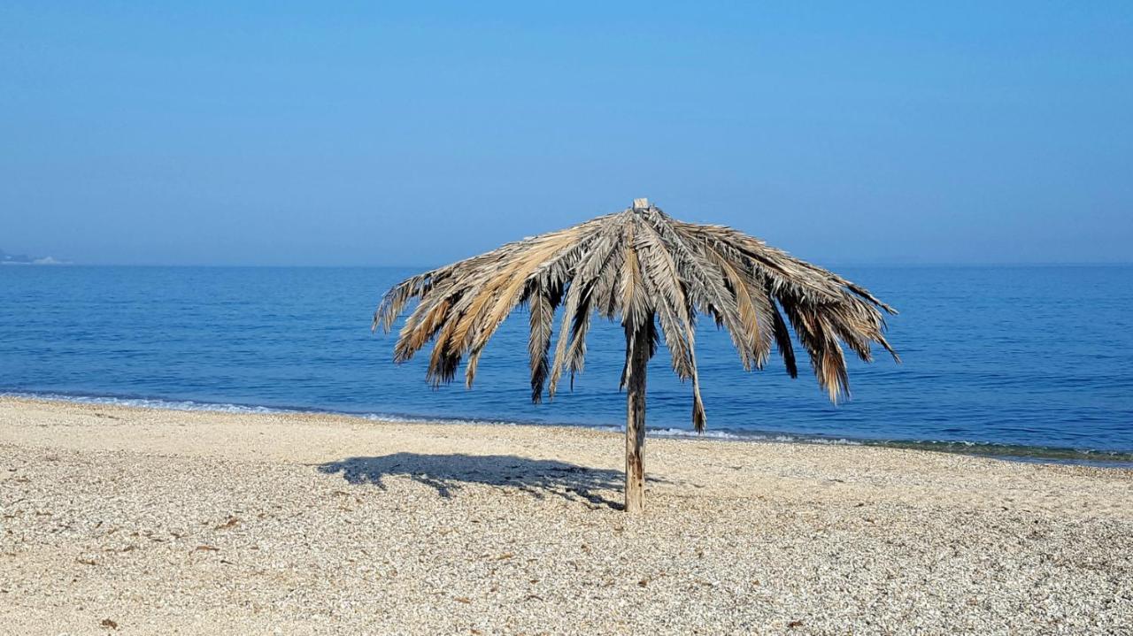 Dalas Beach House Almiros Beach Exterior foto