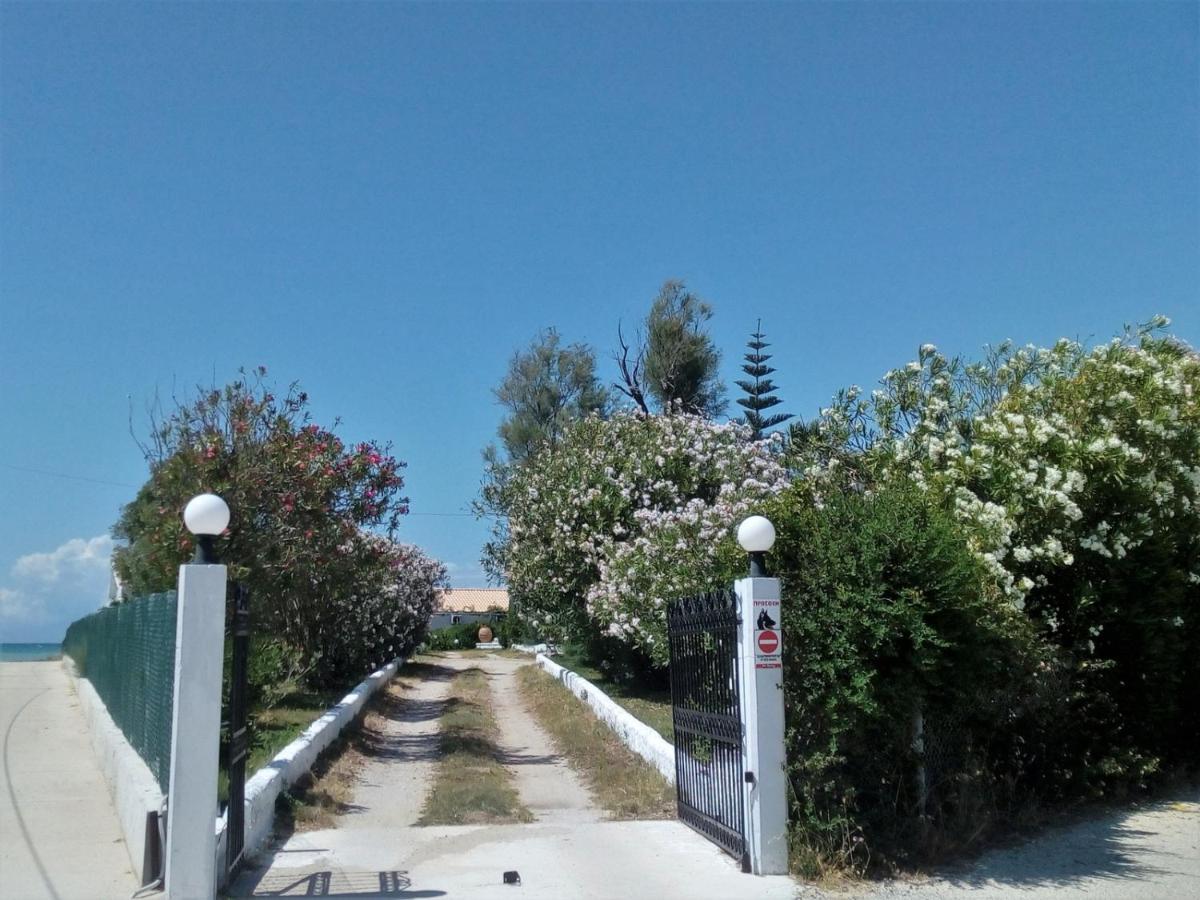 Dalas Beach House Almiros Beach Exterior foto